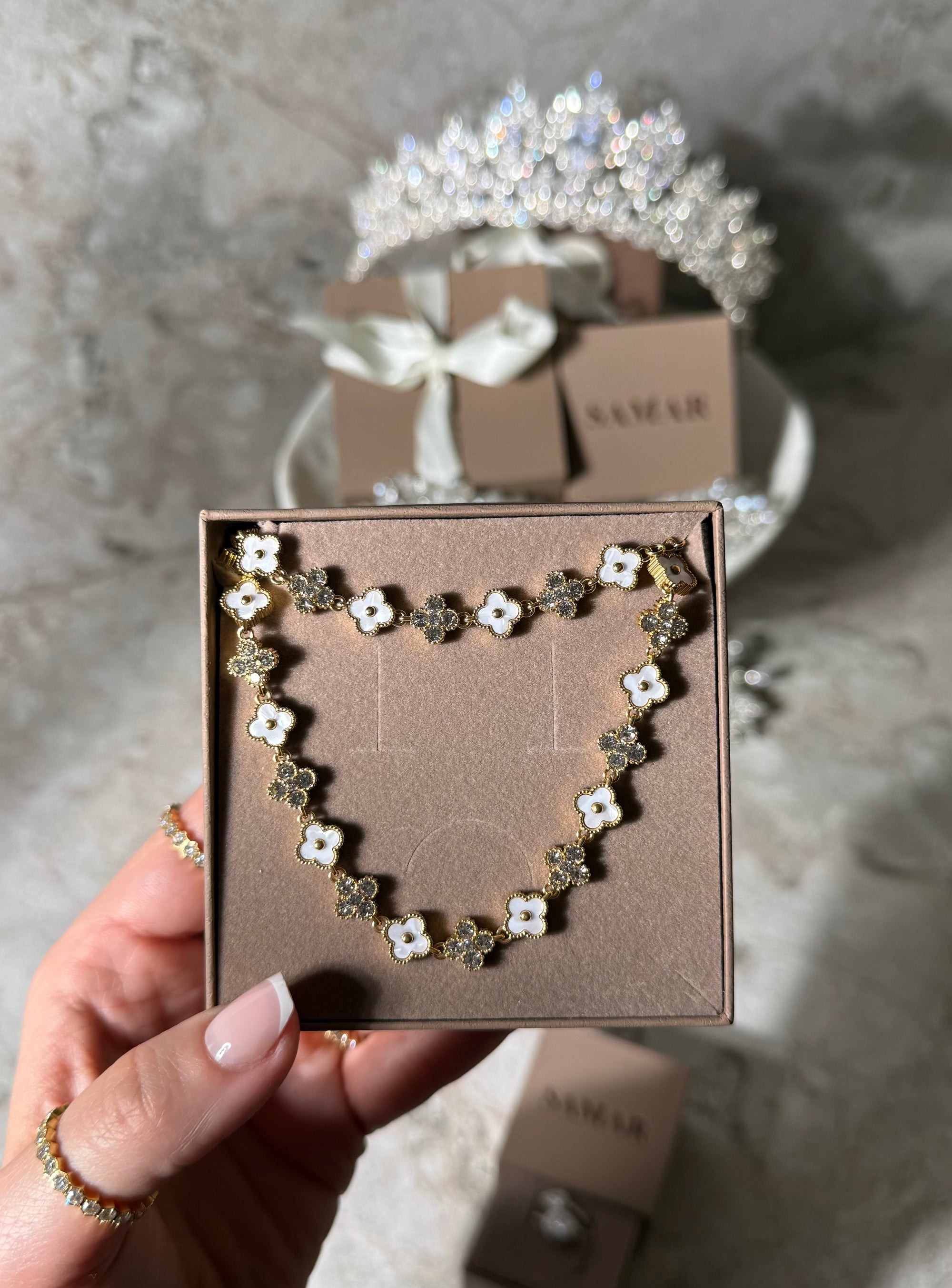 Parure LAYALI WHITE ICE ❄️